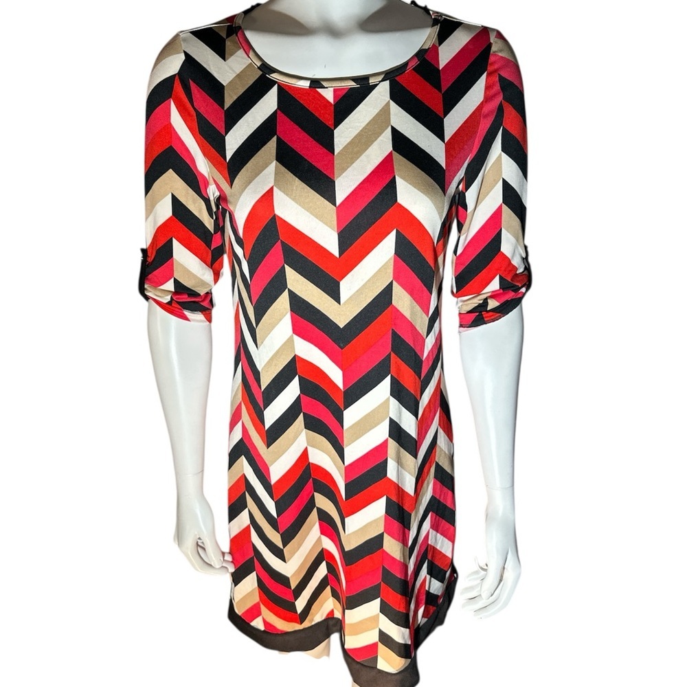 imPRESS Vibrant Chevron Dress